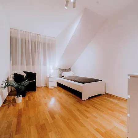 Große 3 Wallersheim Mit Pkw Stellplatz Apartment Koblenz (Rhineland-Palatinate)