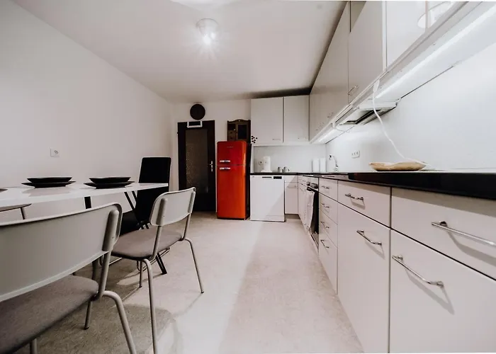 Grosse 3 Wallersheim Mit Pkw Stellplatz * Koblencja